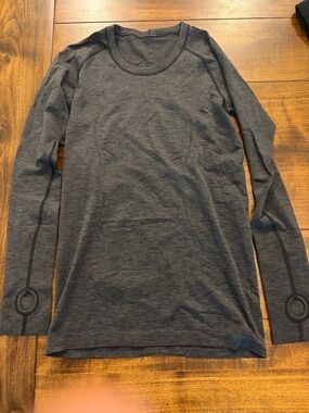 Lululemon Dark Gray Long Sleeve Crewneck Top